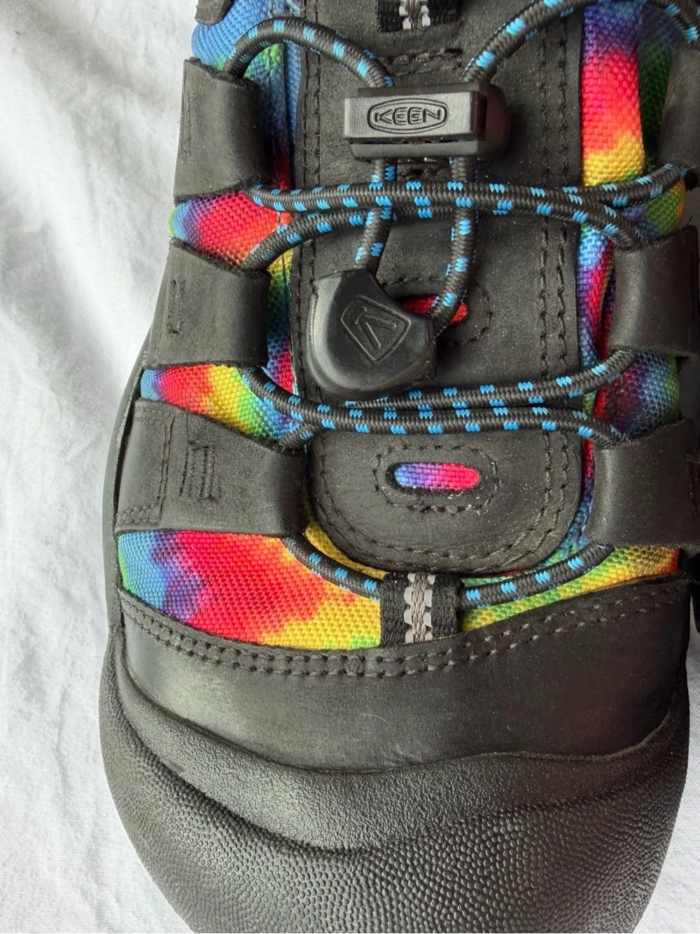 Keen Kids Black Outdoor Water Adventure Sandals Rainbow Accents Sz 5 Like New!!